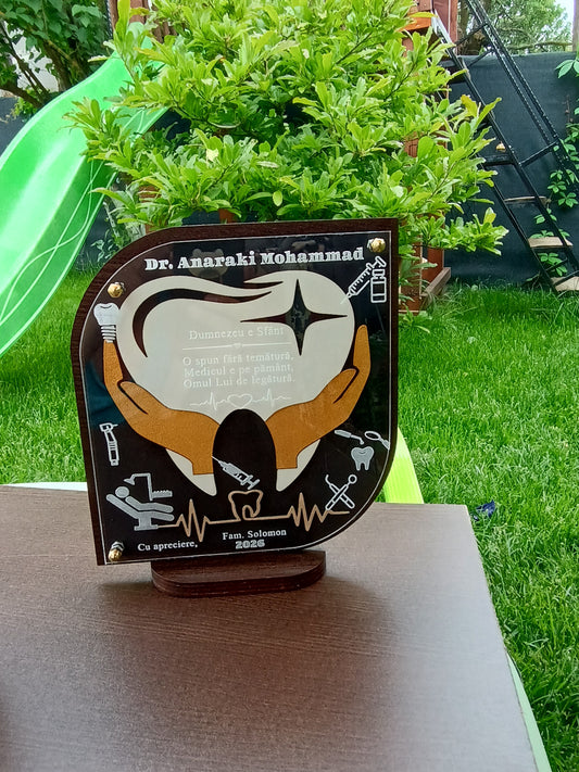 Plachetă personalizată -Medic Stomatolog