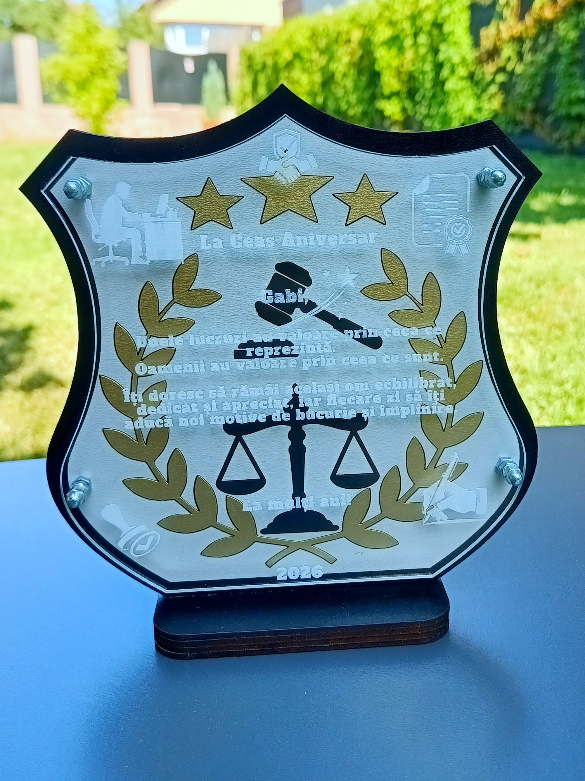 Plachetă personalizată „La Mulți Ani” – inspirată din meseria sărbătoritului